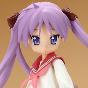 Max Factory's figma Hiiragi Kagami Winter School Uniform Version